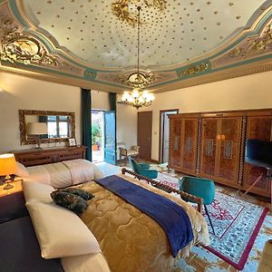 Allure Palace